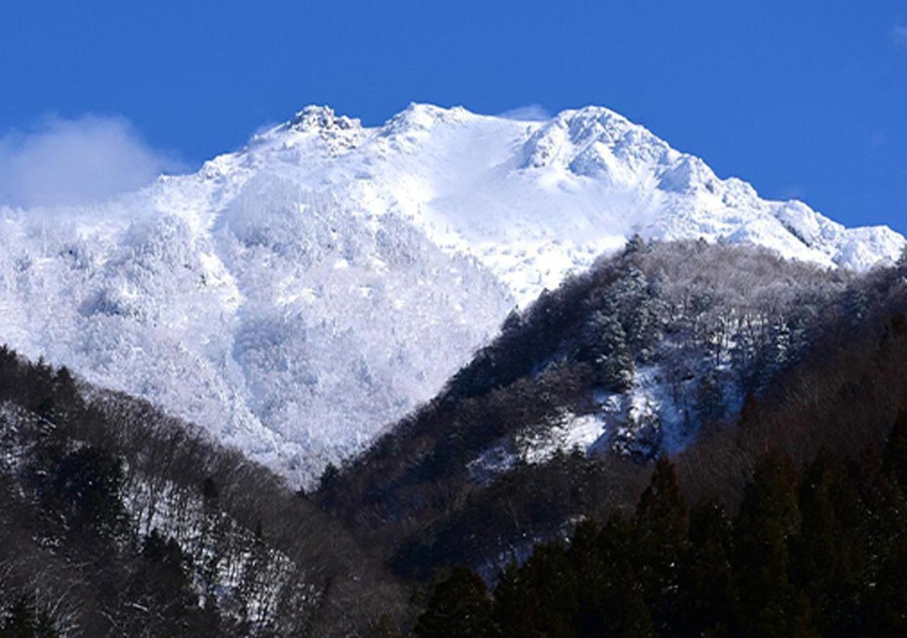 筋肉と自然と遊ぶ宿 田島館 Takayama  Exterior photo